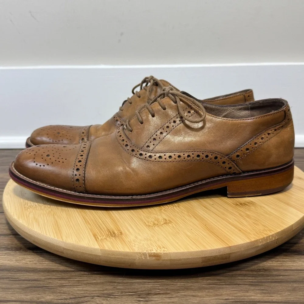 Johnston & Murphy Oxford Mens 8.5M Tan Brogue Cap Toe Classic Preppy Office Wear